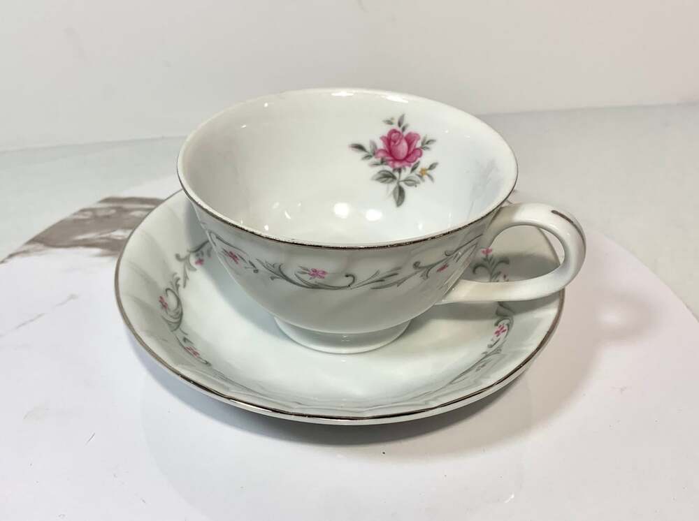 Royal Swirl Teacup and Saucer